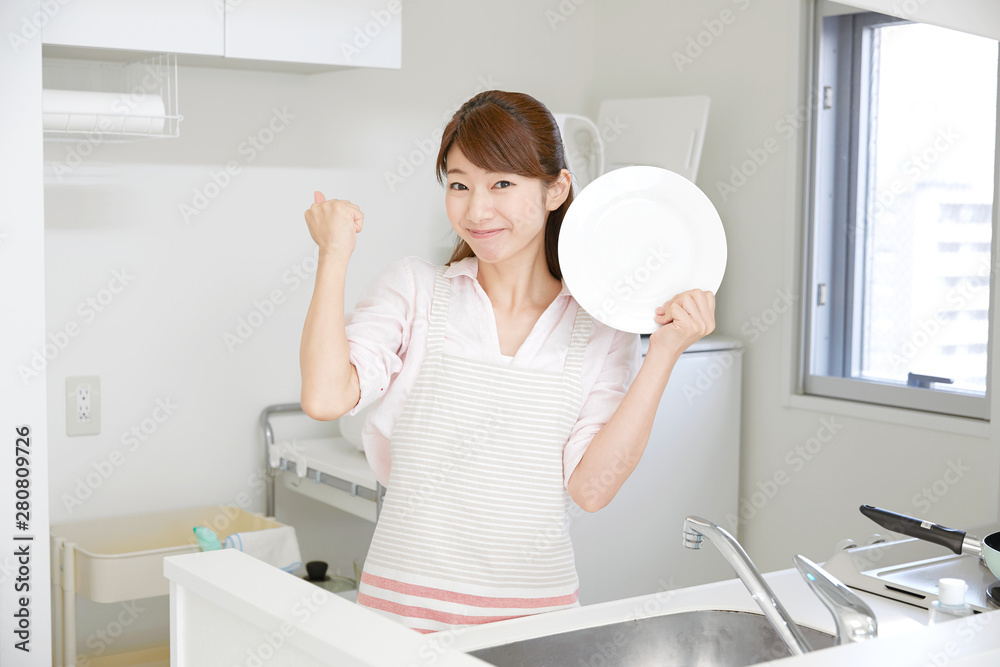 女性 主婦 キッチン 女性 主婦 キッチン