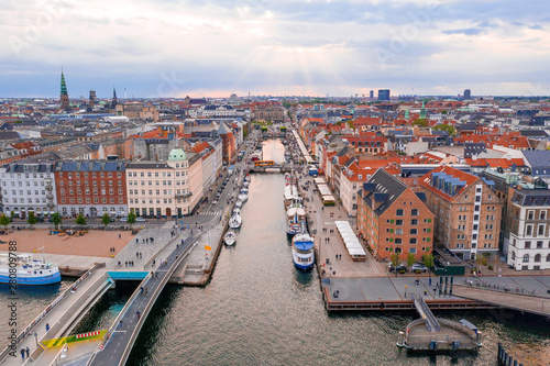 Canvas Print Aerial view of the Nyhavn (New Haven) at the sunny summer day in Copenhagen, Den
