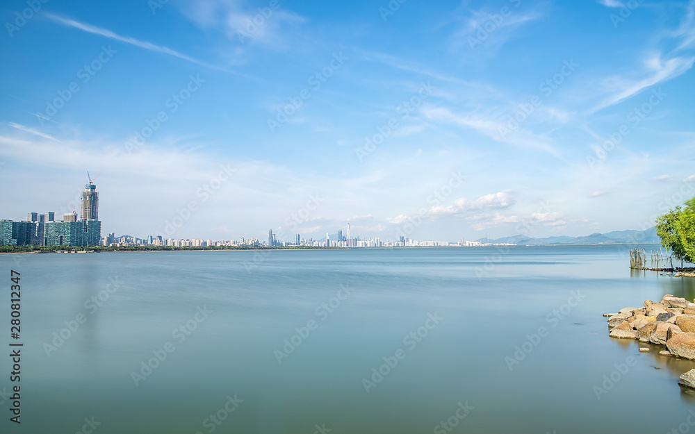 Fototapeta premium China Shenzhen City Building and Shenzhen Bay Park Sea Level Skyline Scenery