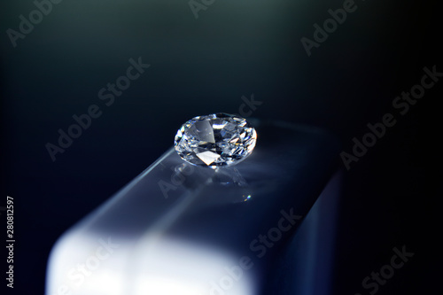 Genuine diamond Precious and beautiful Rare and expensive For jewelry