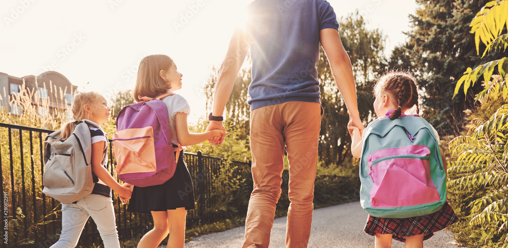 Parent and pupils are going to school - obrazy, fototapety, plakaty 