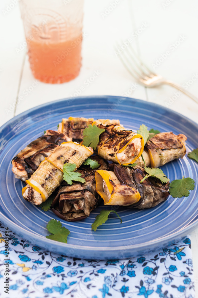 Rollitos de zucchini