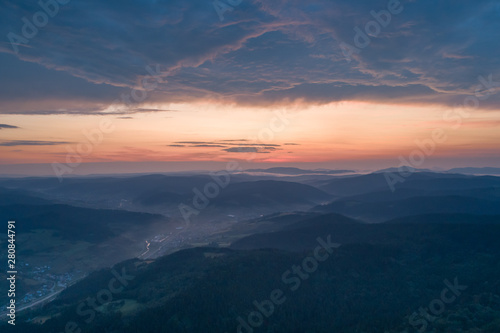 Sunrise of the summer sun in the mountains_1