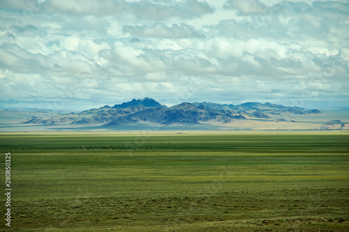 Quadro su tela Mountain plateau in the area Zavkhan River