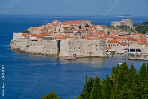 Fototapeta Naklejka Na Ścianę i Meble -  picturesque old town of Dubrovnik