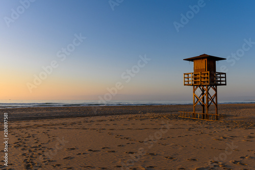Tapety artystyczne Watchtower silhouette