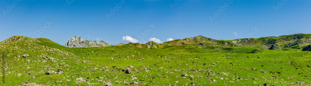 Panorama  Pic d’Ossau in den französischen Pyrenäen Nationalpark