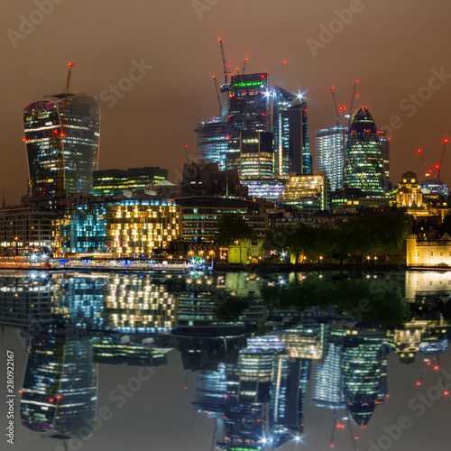 London skyline with its famous skyscrapers at night © Mummert-und-Ibold