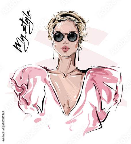 Hand drawn beautiful young woman in sunglasses. Stylish girl. Fashion woman look. Sketch. Vector illustration.