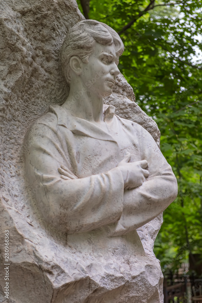 ]Monument to the Russian poet Sergei Yesenin on the Vagankovo Cemetery in Moscow.