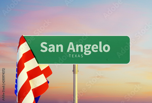 San Angelo – Texas. Road or Town Sign. Flag of the united states. Sunset oder Sunrise Sky. 3d rendering