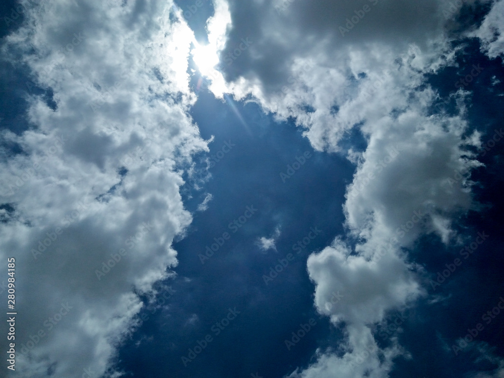 Obraz premium blue sky with clouds 6