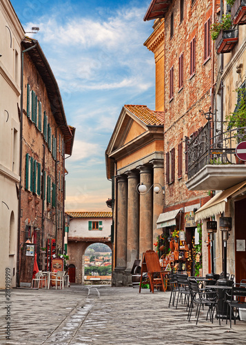 Castiglione del Lago, Perugia, Umbria, Italy: cityscape of the old town
