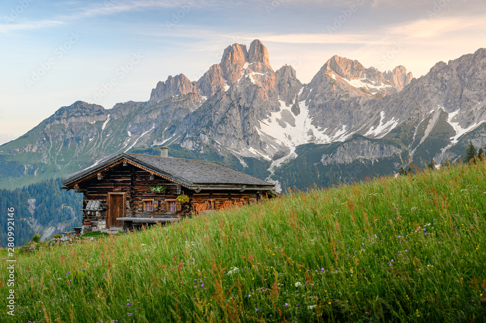 Fototapeta premium cozy chalet in the austrian alps. Salzburg, Ausria