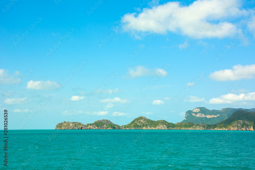 Beautiful tropical islands with cliffs and the clear water Angthong National Marine Park