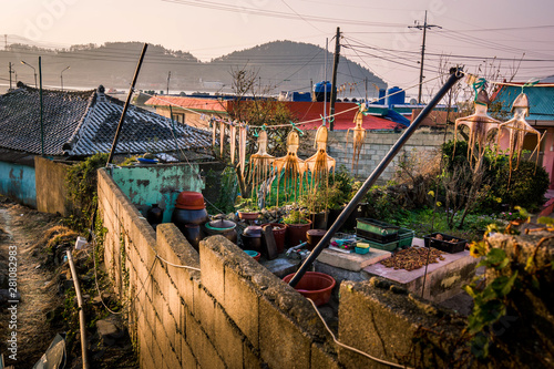 Fototapeta Naklejka Na Ścianę i Meble -  The small village in South Korea