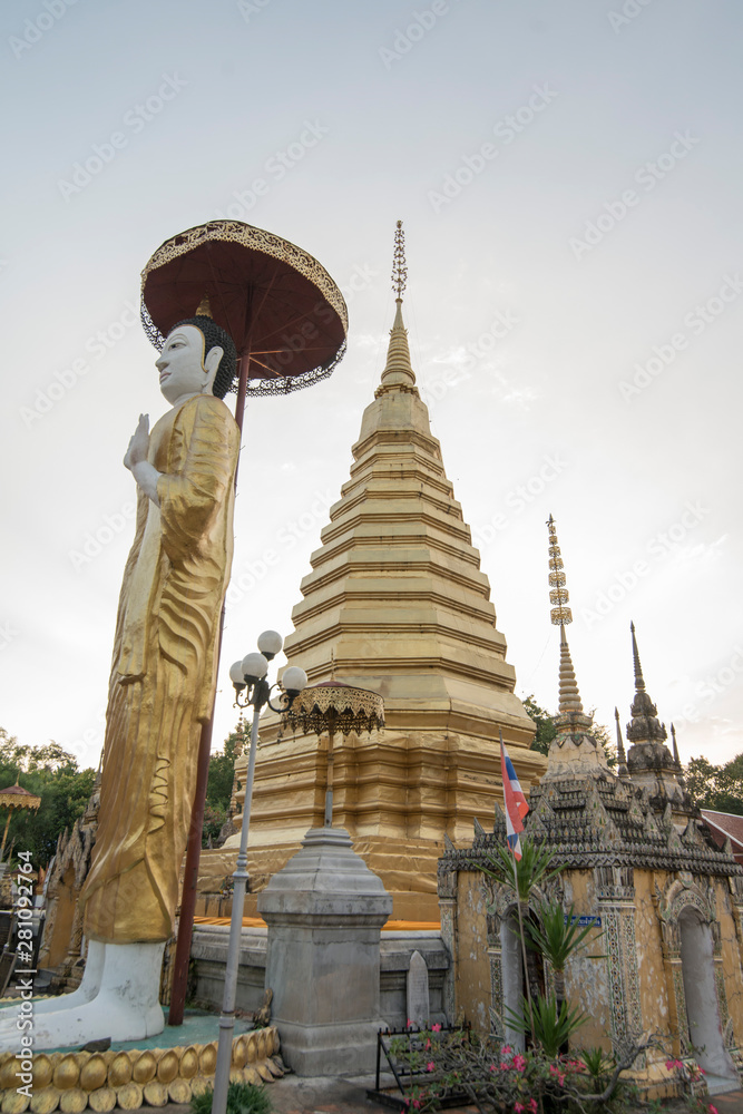 Fototapeta premium THAILAND PHRAE WAT PHRA THAT CHOM CHAENG