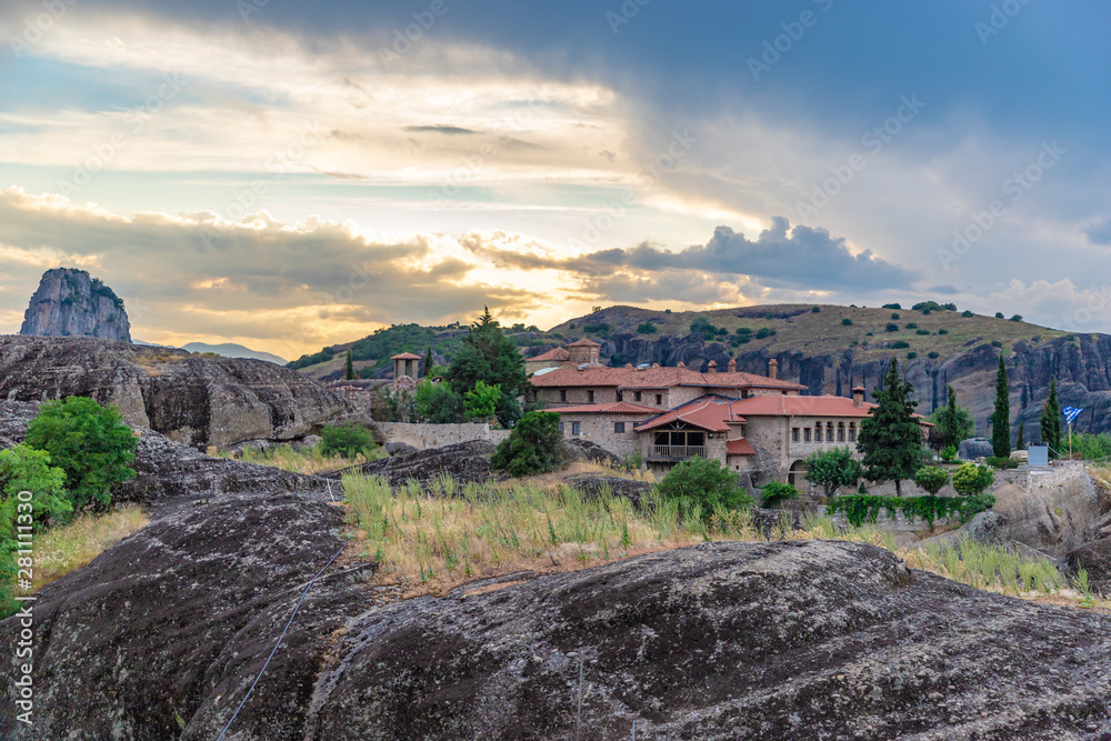 Obraz premium The Holy Trinity Monastery, also known as Agia Triada is an Eastern Orthodox monastery at Meteora in central Greece, situated near the town of Kalambaka.