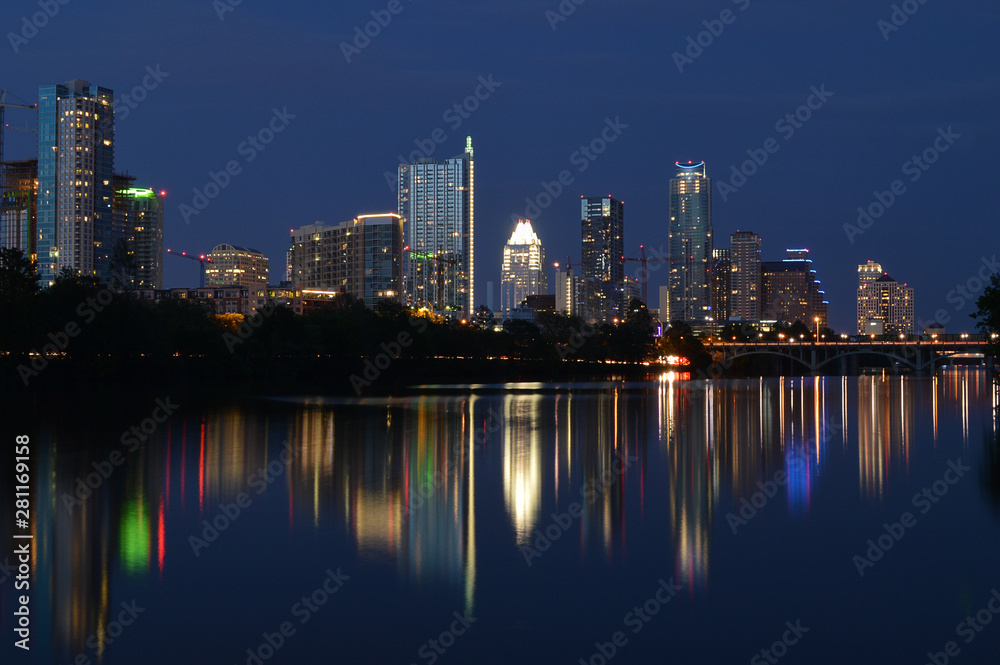 Fototapeta premium Austin Texas Skyline po Twilight