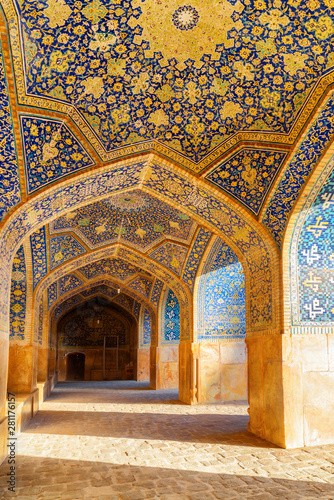 Wonderful vaulted arch passageway at the Shah Mosque in Isfahan © efired