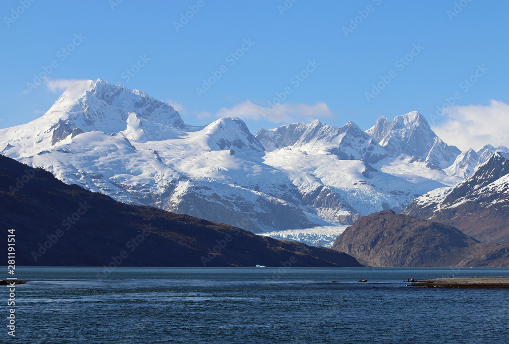 Ainsworth Bucht und Marinelli Gletscher in Patagonien. Chile