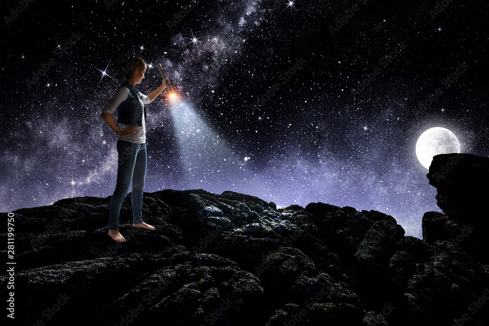 Obraz premium Make her way in darkness. Mixed media