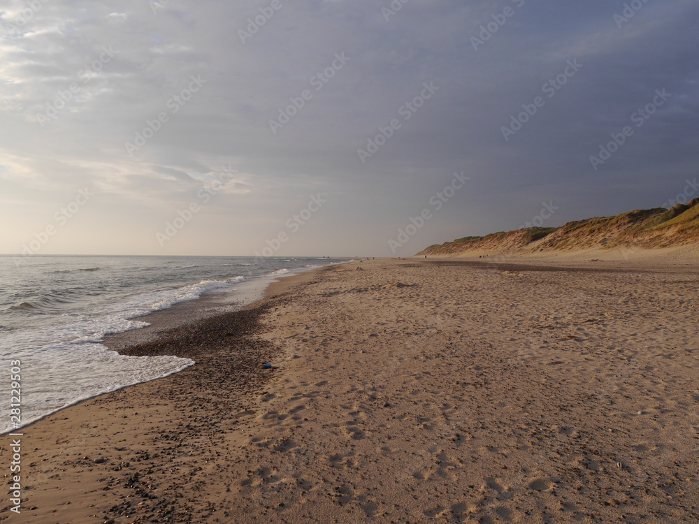 Sandstrand an der dänischen Nordseeküste