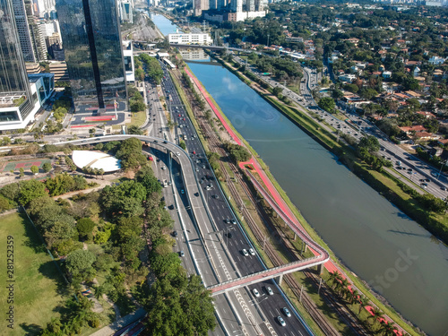 Vista aérea da marginal Pinheiros em São Paulo, Brasil photo