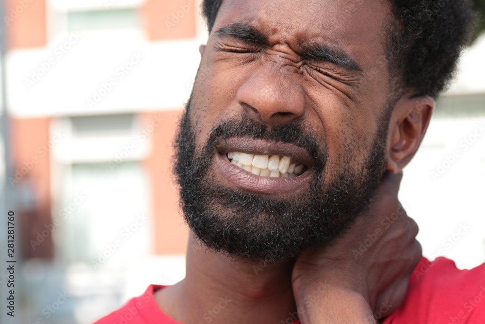 Obraz premium Beautiful black man outside