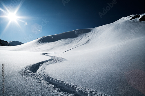 Austria, Tyrol, Ischgl, ski tracks in powder snow