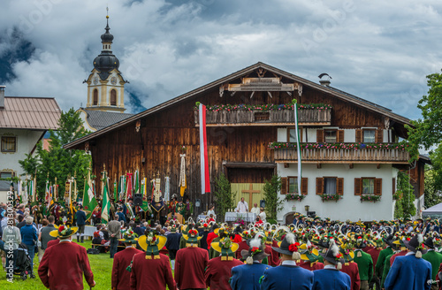 Billede på lærred fête folklorique autricienne