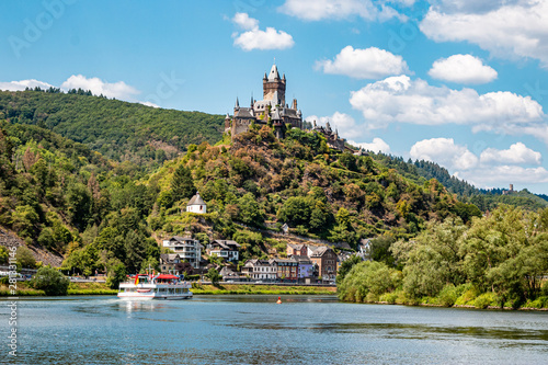 Personenschiff auf der Mosel unter der Burg Cochem photo