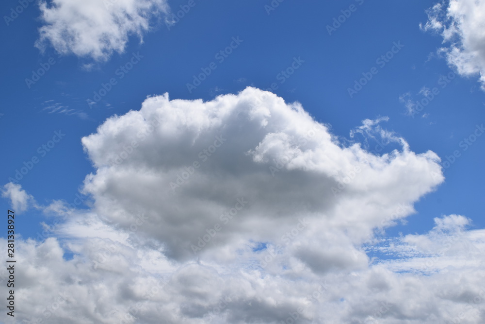 雲と青空 背景素材 雲と青空 背景素材