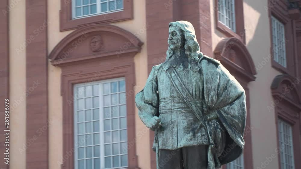 Moving Around Historical Statue At Mannheim University Moving Around Historical Statue At Mannheim University