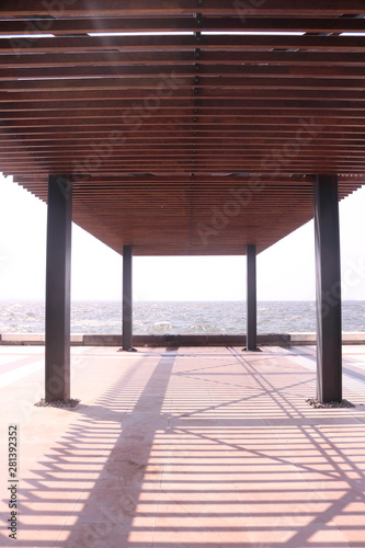 shadow, pier, structure © Erdem