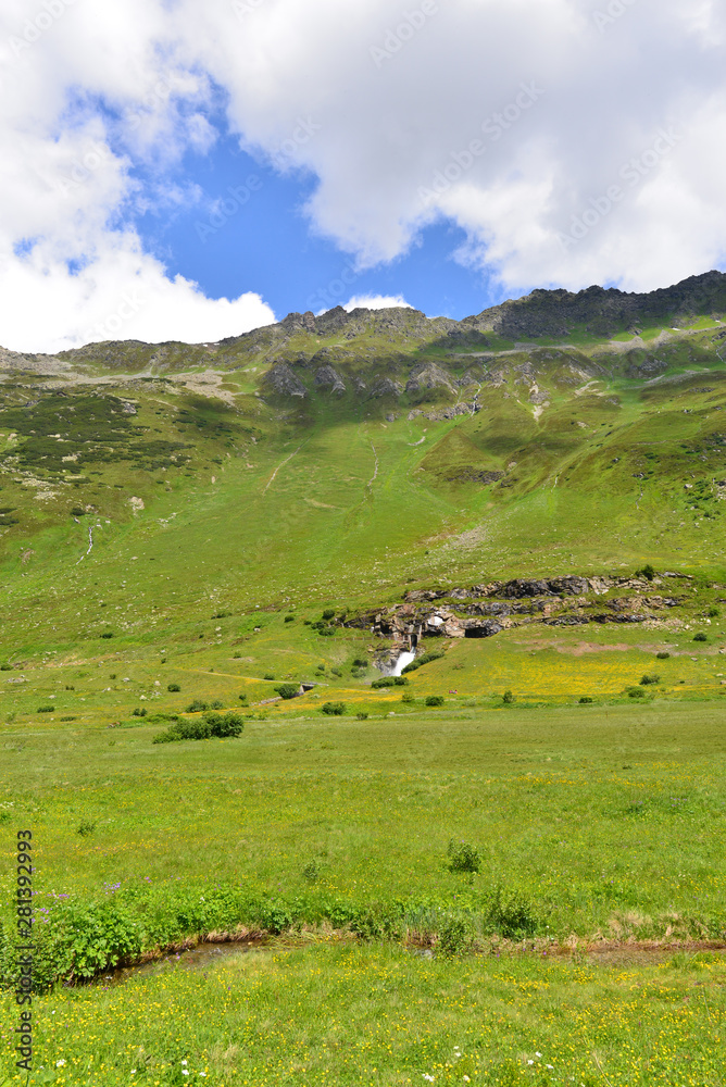 Zeinisbach zwischen Vorarlberg und Tirol