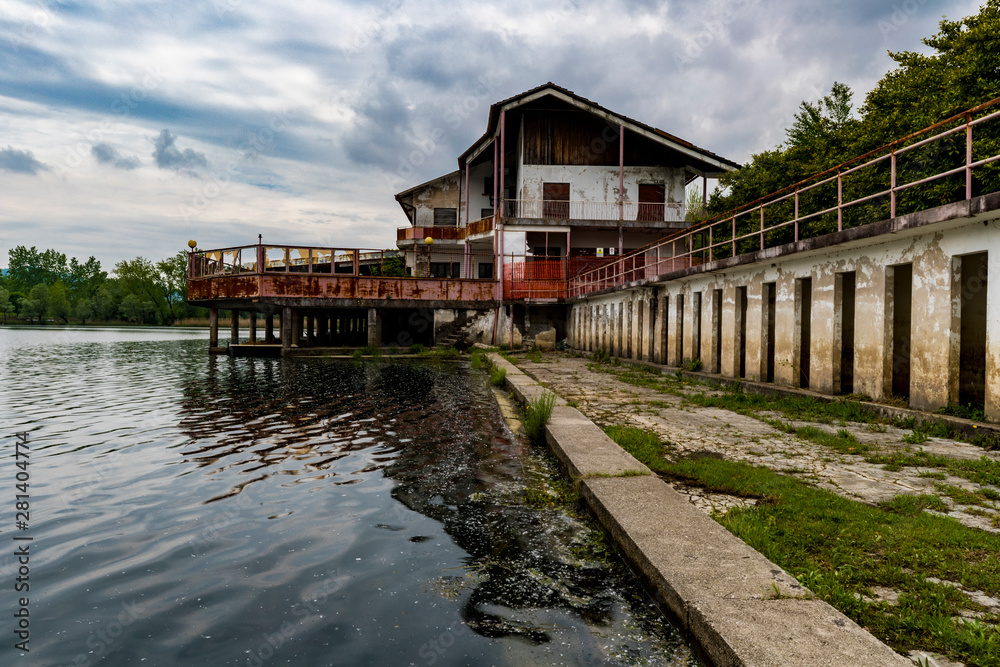Obraz premium Urban exploration / Abandoned hotel