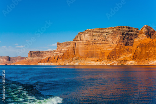Grandiose cliffs - red sandstone