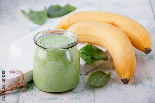 Spinach smoothie with banana and yogurt