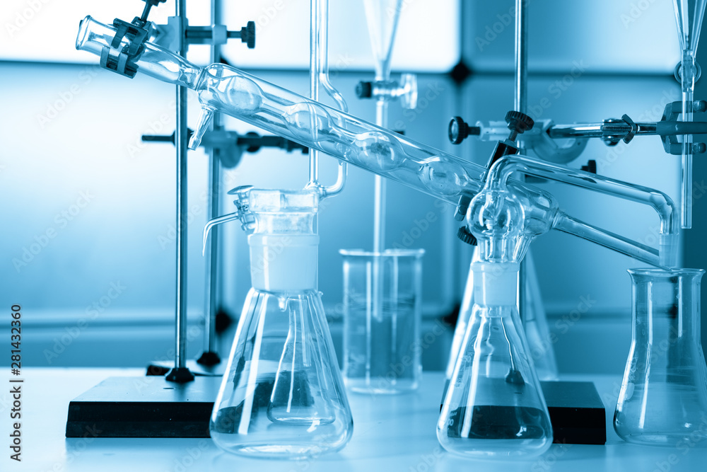 Glass instruments in the laboratory of chemical synthesis Glass instruments in the laboratory of chemical synthesis