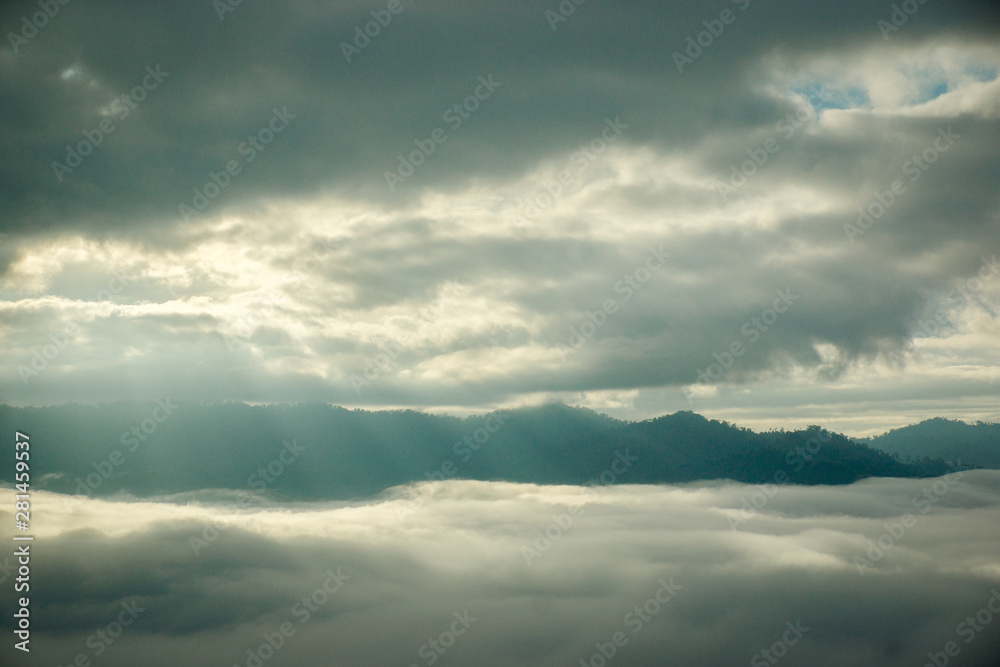 Obraz premium The sunrise on the Gunung Silipat Thailand