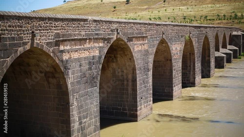 Ten Arches Bridge  ( Dicle Bridge ) Sancaroglu Ubeydoglu Yusuf photo