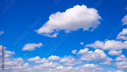 Fototapeta Naklejka Na Ścianę i Meble -  clouds on a background of blue sky