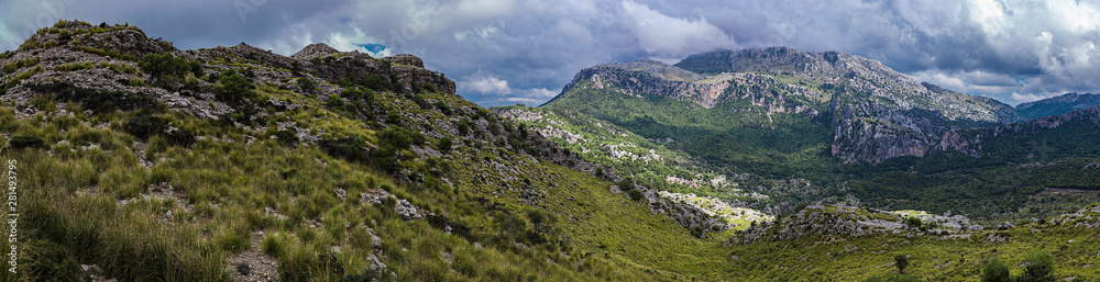 Sierra de Tramuntana mountains on Mallorca