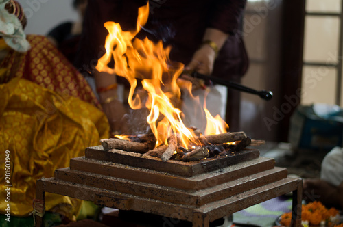 Yagna performed in housewarming ceremony in India photo