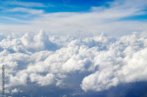 Fototapeta Naklejka Na Ścianę i Meble -  Take aerial photos of the sea of clouds on the plane.