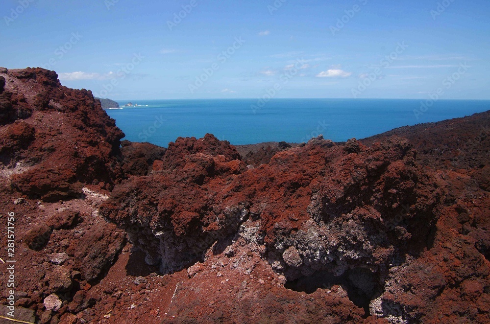 Obraz premium Volcanic lava from Anak Krakatoa