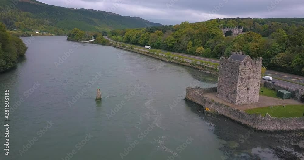Narrow water keep is an old style castle at the Irish border,Narrow Water Castle is a famous 16th-century tower house and bawn near Warrenpoint in Northern Ireland. Narrow water keep is an old style castle at the Irish border,Narrow Water Castle is a famous 16th-century tower house and bawn near Warrenpoint in Northern Ireland.