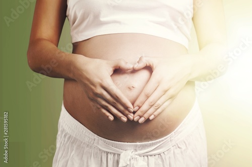 Advanced pregnancy. © BillionPhotos.com