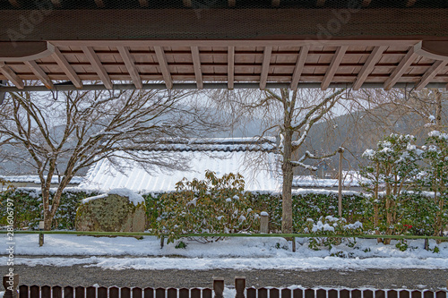 京都 三千院の雪景色